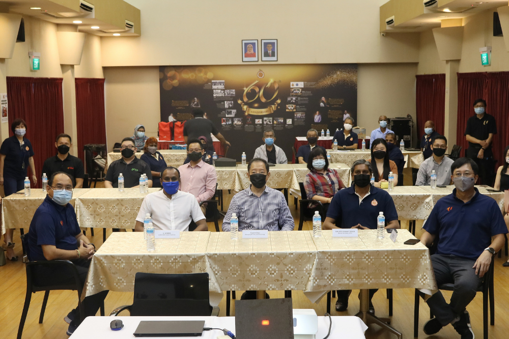 Sponsorship of 450 refurbished laptops to AUPDRW