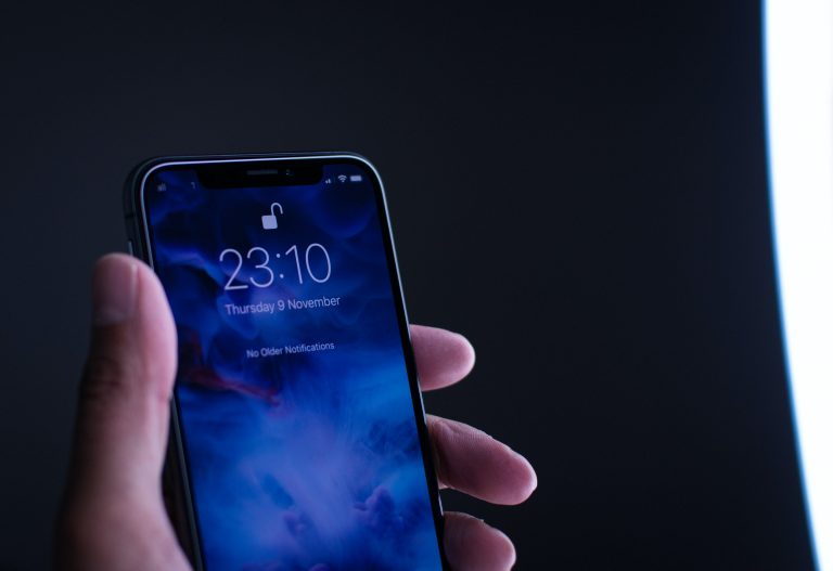 Apple iOS 13.5.1 — Fighting COVID-19